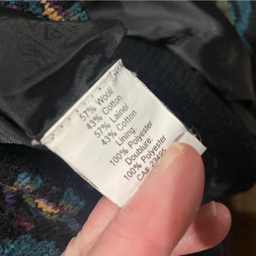 Icelandic Design Wool Jacket - Picture 6 of 6